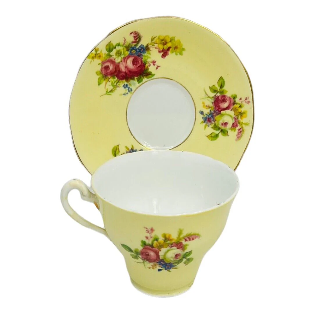 Vtg Pink Roses Teacup and Saucer Set Made In England Bone China 2062y by Salisbury - Image 2