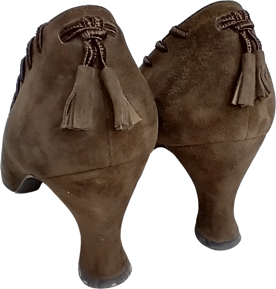 Whip Stitched With Back Tassel Pumps By Stuart Weitzman - Image 2