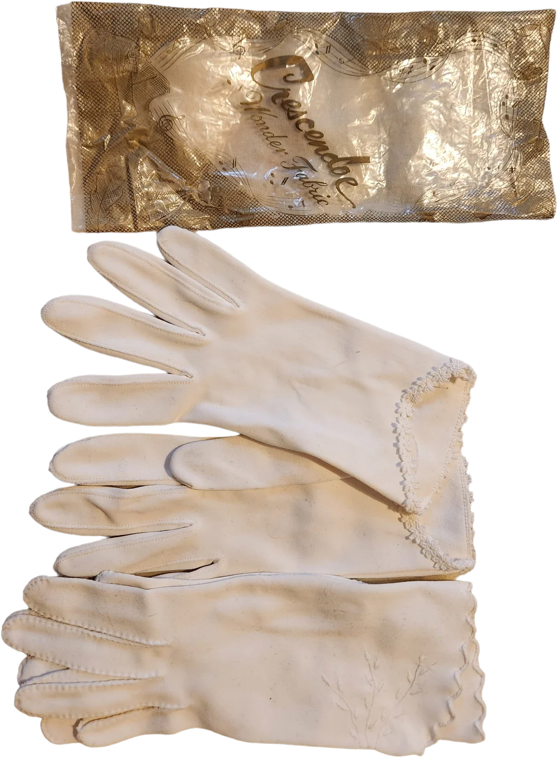 White Fancy Lady Stretch Dress Wrist Gloves By Crescendoe - Image 2