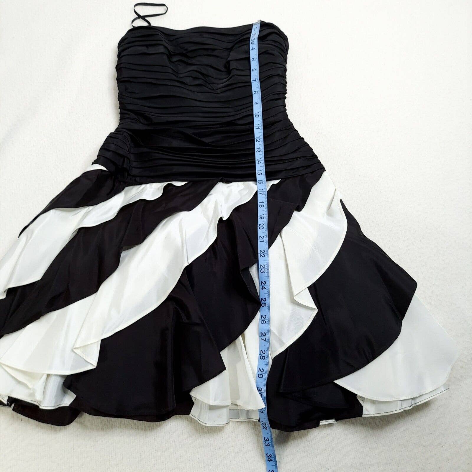 Womens 80s Vintage Prom Dress Xs Small Black White Ruffle Strapless Gown by Tadashi - Image 12