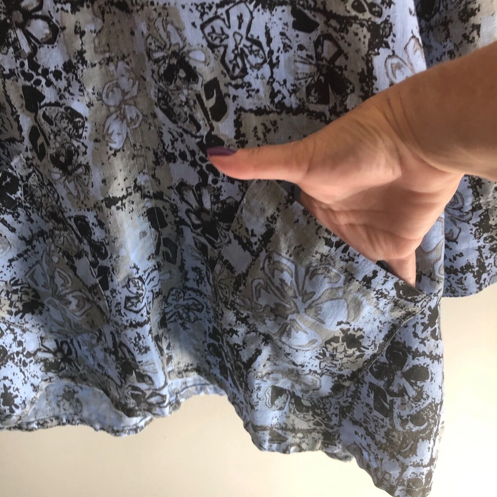 Womens Linen Tunic Artist Top M Blue Black Floral Batik Lagenlook Layers by Habitat - Image 6