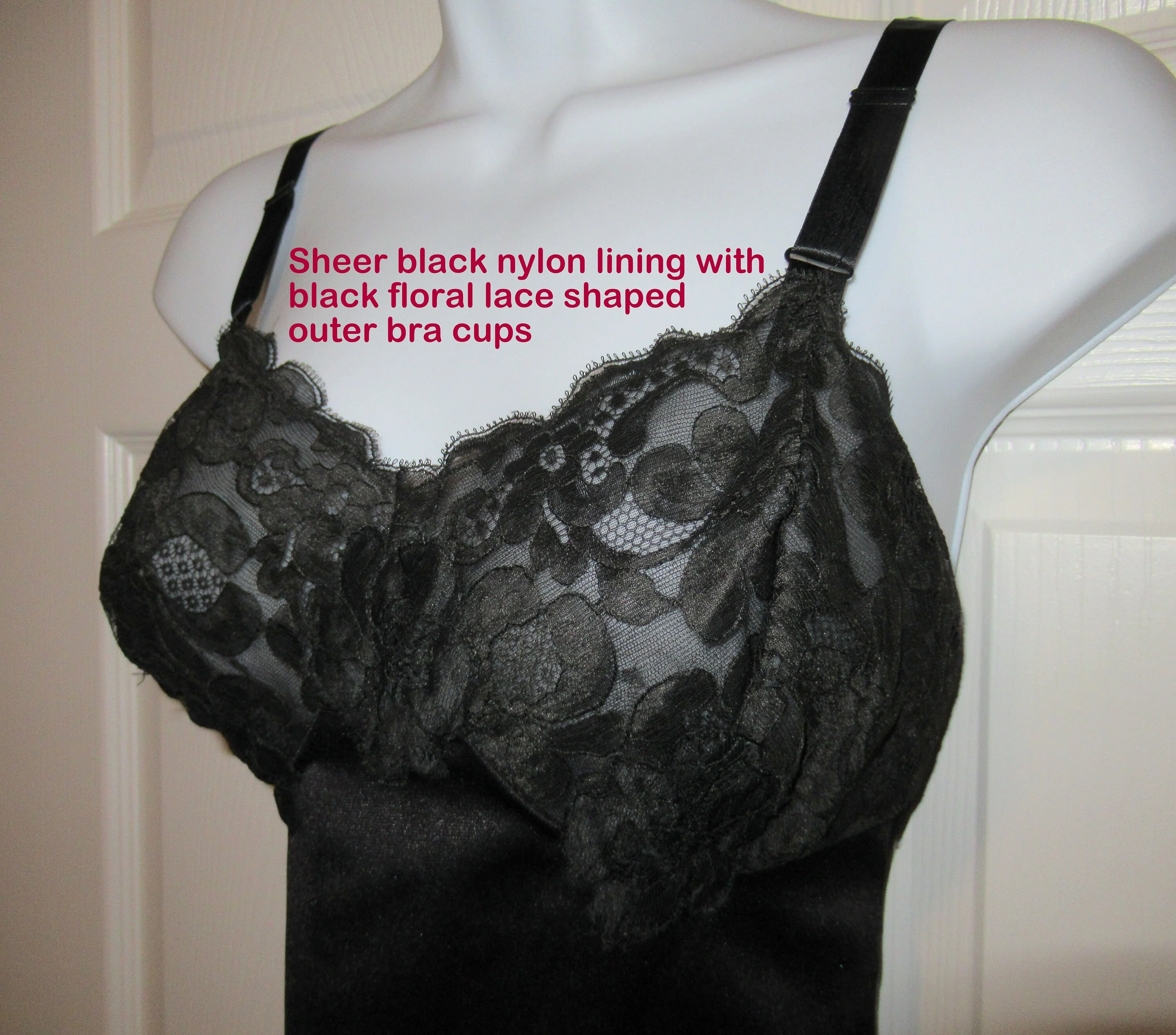 Wonder Maid Slip Non Cling Black Nylon Shaped Sheer Lined Floral Lace Bodice Lace Hemline Very Pretty 60s Vintage by Wonder Maid - Image 4