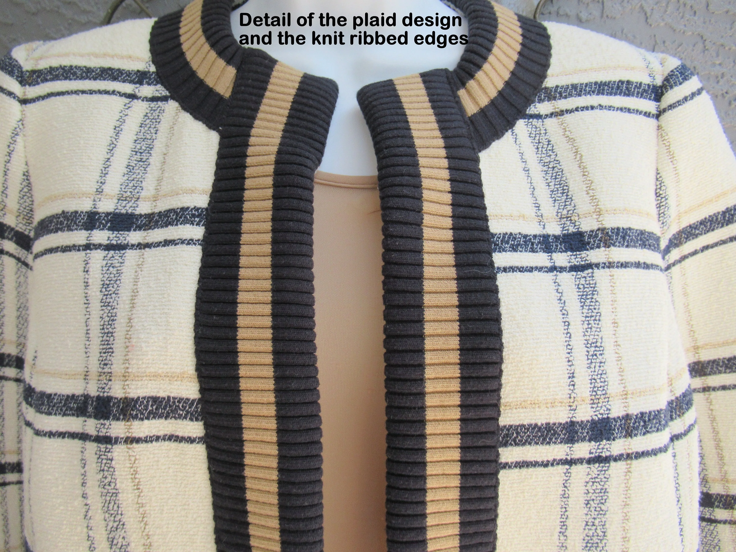 Worth Blazer White Black and Beige Plaid Knit Ribbed Trim Edges Fully Lined Cotton Poly Viscose Acrylic Vintage by Worth - Image 4